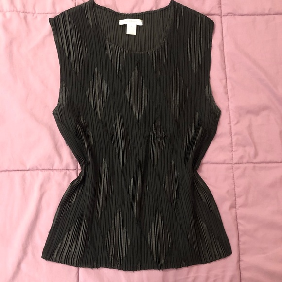 Stretchy cris-cross design tank top blouse - Picture 1 of 3